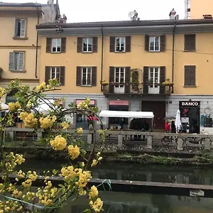 https://lovelyloft-alzaia-naviglio.italymilanhotels.net