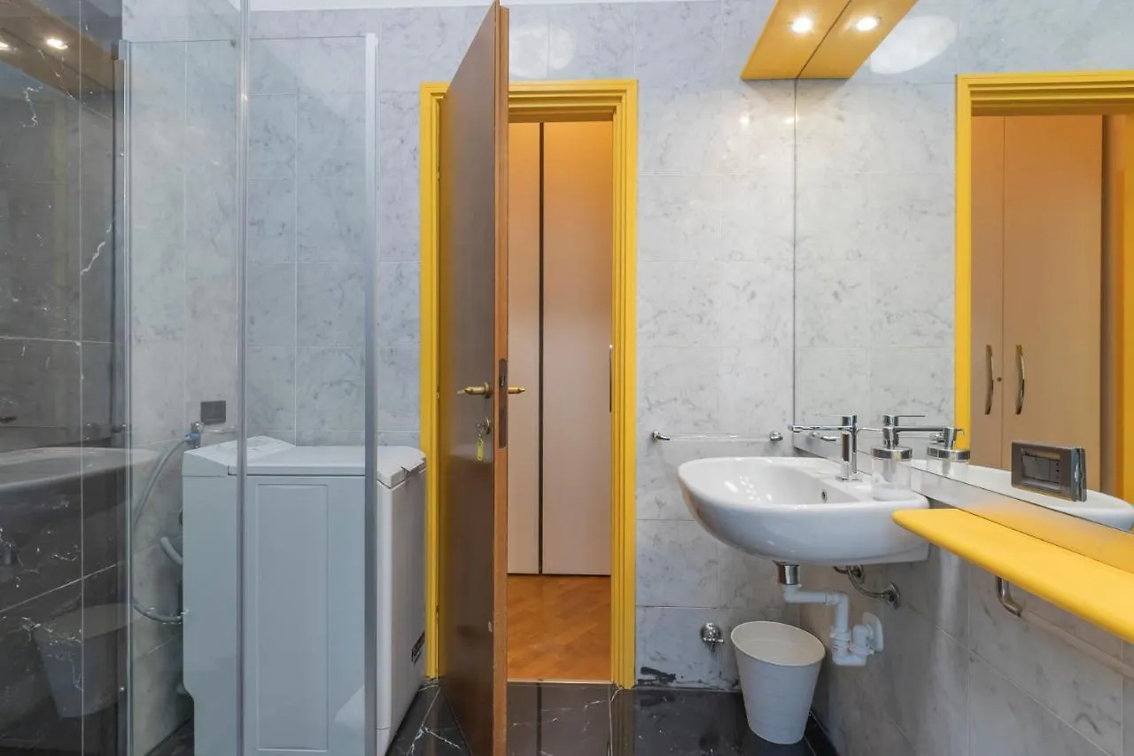 Appartement Castello Duomo Milano 0*, Milan